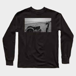 Tractor on Cromer beach on the North Norfolk coast Long Sleeve T-Shirt